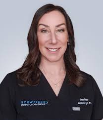 Jennifer Helberg's Instagram, Twitter & Facebook