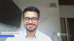 Docente Carlos Santiago Cano