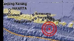 Setelah gempa sebesar 5,9 mengguncang wilayah jawa timur pada selasa malam (21/5), sejumlah rumah melaporkan cukup banyak kerusakan. Breaking News Gempa 6 2 Sr Guncang Malang Jawa Timur Ini Penjelasannya Tribun Travel