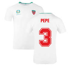Persuadé que son ancien coéquipier allait croiser sa frappe sur la gauche, pepe a fait des grands gestes dans cette direction afin d'aiguiller rui patricio. Portugal 2021 Polyester T Shirt White Pepe 3 Euro20porw 214555 47 03 Teamzo Com