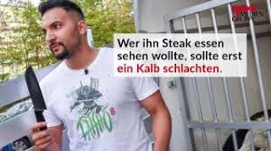 Attila hildmann has 14 books on goodreads with 786 ratings. Vegan Koch Attila Hildmann Verliert Wette Und Isst Kein Steak Derwesten De