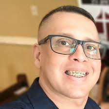 Nós da IGG Brasil desejamos um Feliz Natal para você e toda a sua  família!（‐＾▽＾‐） Que você receba muitos presentes (in-game também!), coma  bastante e aproveite esse feriadão como ninguém! °˖✧◝(⁰▿⁰)◜✧˖° Só