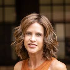 Peggy Pitts's Instagram, Twitter & Facebook