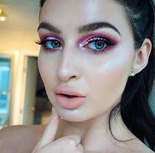 Like the inaugural season, it featured fifteen new houseguests competing to win the show's grand prize. Rachelle From Bbcan2 Is Unrecognisable Bigbrother