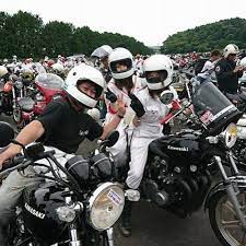 ゆ ー さんさんはinstagramを利用しています いつかは旧車に乗りたい欲 この母親に育てられたら そりゃこうなるよね kawasaki kawasakiz1 自慢のお母さん motorcycle vehicles