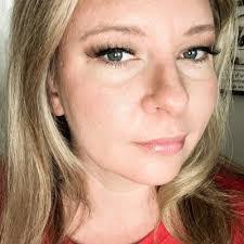 Paula Baucom's Instagram, Twitter & Facebook