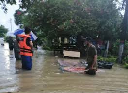 Do you know the correct answer? Air Naik Semula Di Kampung Pasir