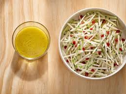 Salade De Celeri Rave Pomme Et Grenade Recipe Vegetable Recipes Pomegranate Salad Vinaigrette
