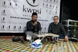 Hablum minallah sebagai bentuk dari kesalehan spiritual melahirkan kesalehan sosial (hablum minannaas). Jaga Keseimbangan Hablumminallah Dan Hablumminannas Antara News Aceh