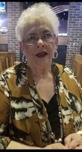 Elizabeth Bourg's Instagram, Twitter & Facebook