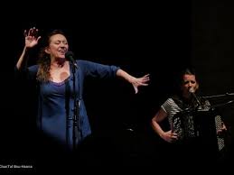 Christine Brotons & Pauline Koutnouyan. « Un Jour Au Fond Des Mers ...