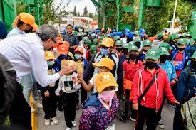 Disfrutan más de 1,500 niñas y niños instalaciones del parque Colibrí en la  Feria de la Alimentación | Portal Gubernamental del Estado de Chihuahua