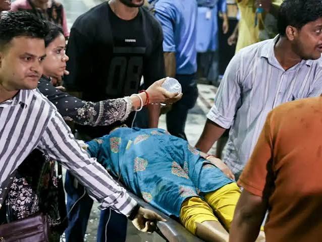 Kolkata Durga Puja pandal stampede: Kolkata Durga Puja pandal stampede: 17 dead, 25 injured; committee members detained, CM Adhikari announces Rs 25 lakh aid & govt job for kin of each deceased -