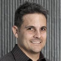 70+ ملفًا شخصيًا يحتوي على “Straessle”