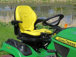 The precise cut of the acceldeep™ mower deck or high capacity mower deck is sure to help you turn your yard into the. Tractordata Com John Deere X739 Tractor Photos Information