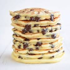 Pancakes Ce Matin Je Vous Retrouve Pour Une Nouvelle Recette Gourmande De Pancakes Aux Pepites De Chocolat Je Crois Que C Es Food Desserts Recipes