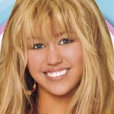 en ese momento miley estaba llamando a aj michalka para pedirle que  participara con ella en el video porque las dos salieron con nick y joe el  mismo año, también fue con