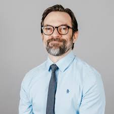 Justin Himes's Instagram, Twitter & Facebook