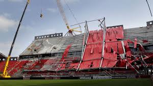Fc twente behaalde zondagmiddag een punt in de uitwedstrijd tegen feyenoord. Geen Vervolging Voor Dakdrama Stadion Fc Twente Nos