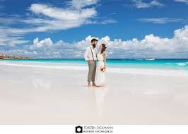 Hochzeit Auf La Digue Seychellen Mehr Auf Http Www Hochzeit Seychellen De Seychellen Hochzeitsfotograf Hochzeit