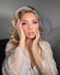 Nicole Friscia's Instagram, Twitter & Facebook