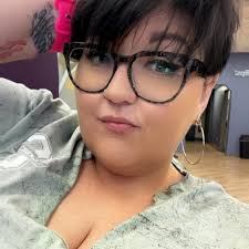 Tiffany Lewis (@tiffany.roach.545) • Facebook