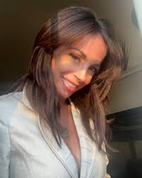 Filtered by November sunshine! Get out in it, it's mother nature's free  therapy! Good morning to you! ☀️ #tuesday #tuesdaymotivation #sunshine  #november