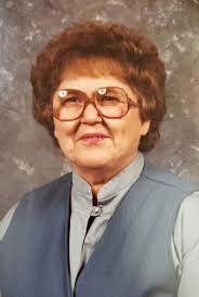 Lena Meadows's Instagram, Twitter & Facebook