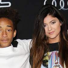 Jaden smith and kylie jenner avoid posing together at justin bieber's believe premiere. Kylie Jenner Definitiv Mit Jaden Smith Zusammen Bunte De