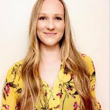 Wendy Tolman's Instagram, Twitter & Facebook