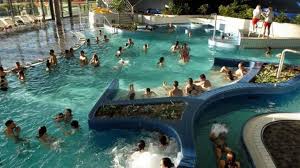 Que Fait On A La Piscine Pour 4 Ou 5 Voire Plus