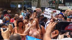 Rachel Jessee @ “Equal Topless Rights For All” Rally [More in Coments] |  Sniz Porn