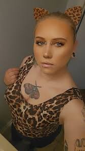 Happy Samhain guys! 🎃 show me your costumes!