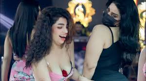 ملعون امها وابوها شعليها نهود ( رقصة بنات 🔥) تسوى قلبي وتسواهم || دبكات  2023 - YouTube