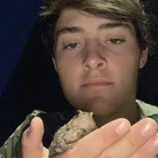 Erik Lundahl's Instagram, Twitter & Facebook