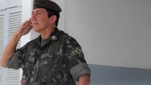Alegando que não ficou caracterizada a prática de transgressão disciplinar, exército decide não penalizar o general que participou de evento sem máscara após depoimento à cpi da covid. General Nomeado Por Pazuello Defendeu Intervencao Federal Nos Estados