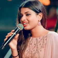 Dek unu magazine features manipulated photography