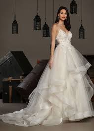 Top 10 Bridal Shops In San Antonio Tx Wedding Party Dresses Wedding Dresses Bridal Wedding Dresses