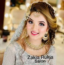 zakiarukiasalon #iqrakanwal...