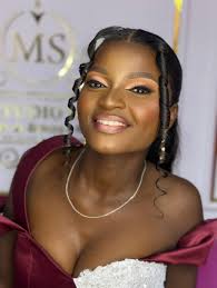 Super gata, já já no Moçambique em Concerto, a princesa do dia.Hoje não vai  prestar esse programa.😀😍