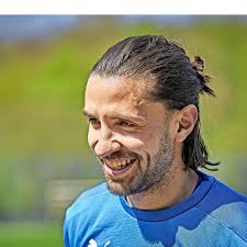 Holstein Kiel: "Knipser" Korb und das Signal für die kommende Saison