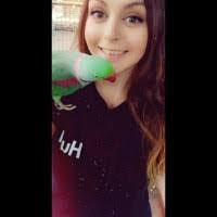 Jasmine Upton's Instagram, Twitter & Facebook