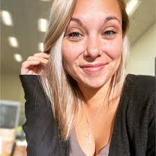 Renee Ladd's Instagram, Twitter & Facebook