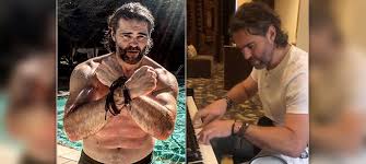 Jaromír jágr si podle všeho zahraje ještě minimálně jednu sezónu v nhl. Jaromir Jagr Se Svlekl V Las Vegas Ukazal Co Ma Pod Trickem Blesk Sport