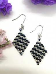 Beaded Earrings On Pinterest Beadedearrings Etsy Earrings Beaded Earrings Patterns Beaded Jewelry Earrings