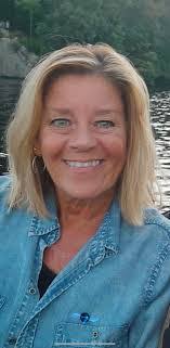 Lisa Bulmer's Instagram, Twitter & Facebook