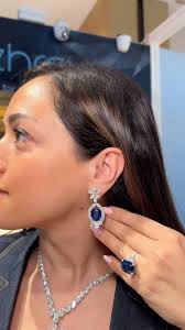 Starting day 2 of Haute Jewels Geneva @hautejewelsofficial with a touch of  blue, featuring Dehres’ @dehres exceptional sapphire suite! This  one-of-a-kind necklace showcases a rare 130-carat, no heat ...