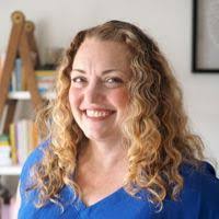 Kara Gross's Instagram, Twitter & Facebook