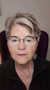 Brenda Beecroft's Instagram, Twitter & Facebook