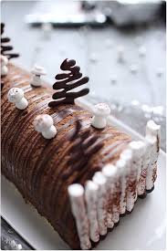 Buche Chocolat Noir Et Coeur De Creme Brulee Chefnini Recette Chocolat Alimentation Cakes De Luxe